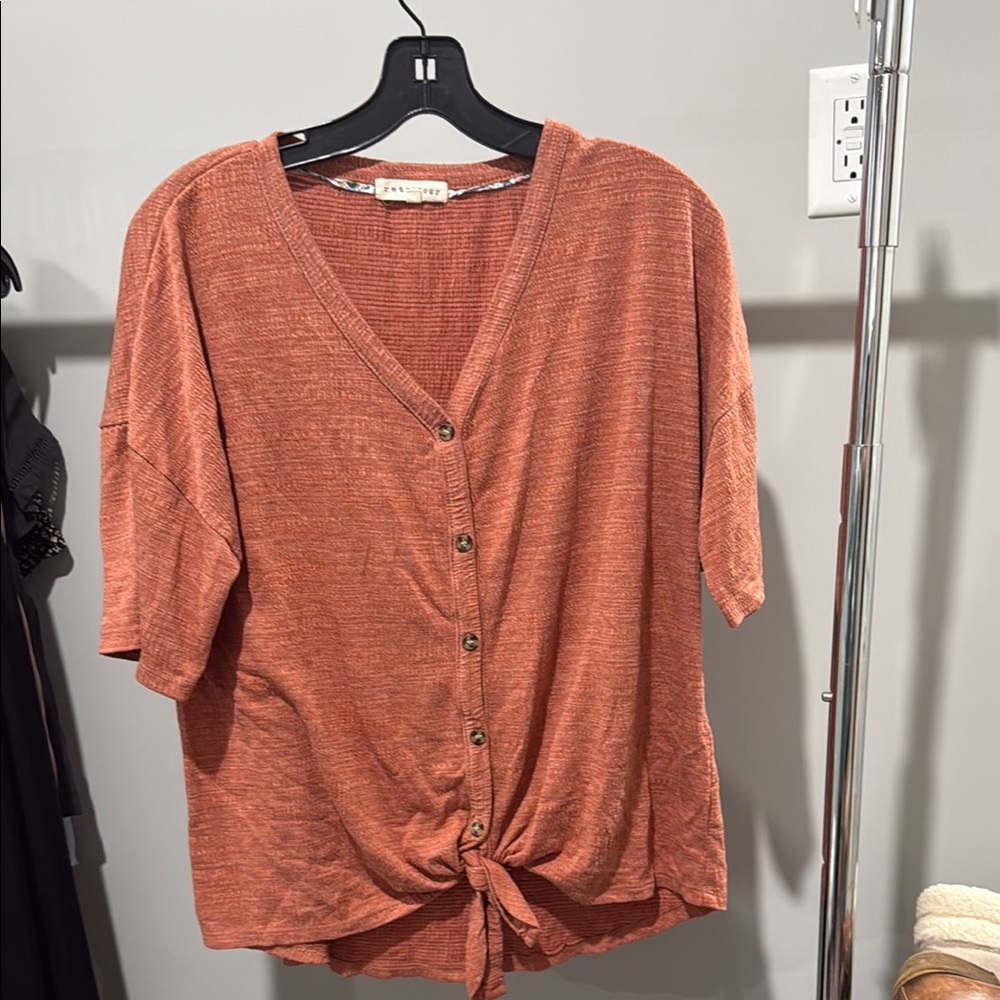 Retrology | Women's Rust Button-Down Top